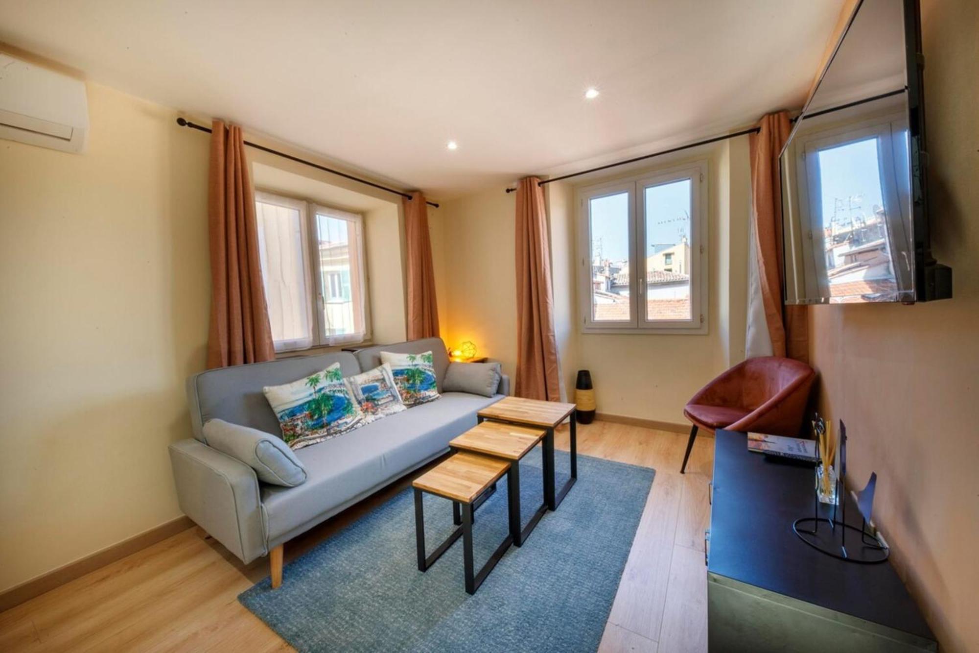 06A2 - Heart Of Old Nice Beautiful Renovated Apartment Exterior photo
